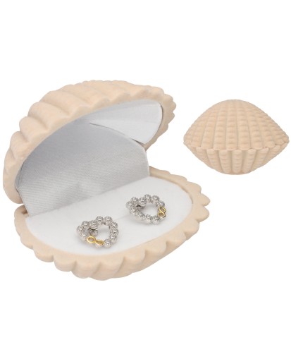PUDEŁECZKO WELUROWE KREMOWE MUSZELKA KOLCZYKI PIERŚCIONEK
