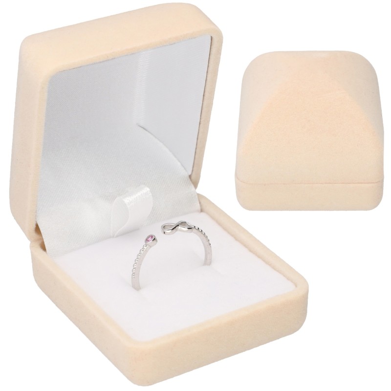 PUDEŁKO WELUROWE KREMOWE NA KOLCZYKI PIERŚCIONEK
